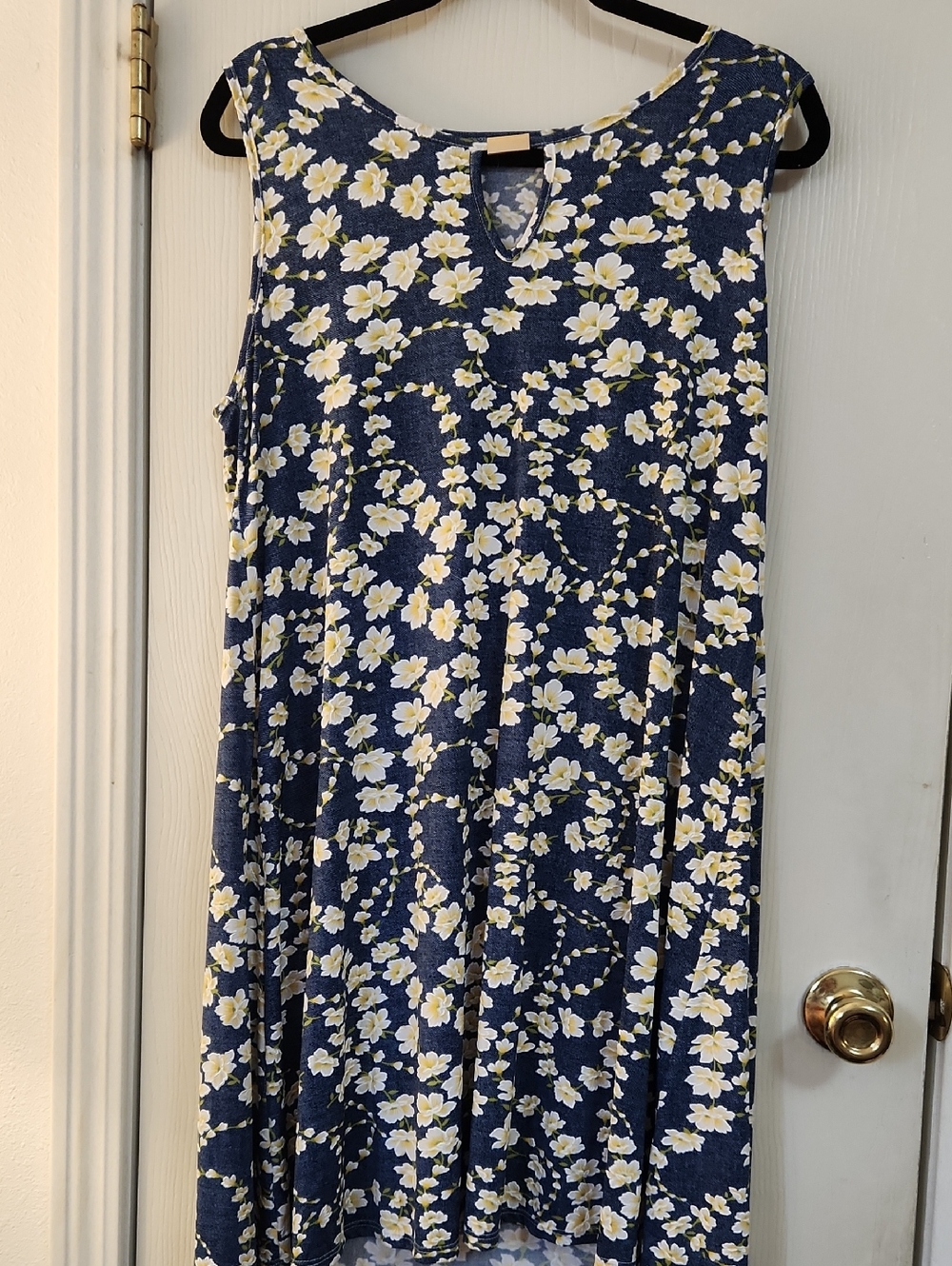 Navy Sleeveless Floral Swing Dress with Yellow & White Blooms